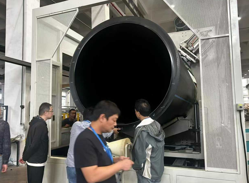 Trubky HDPE o větším průměru a problémy s chlazením