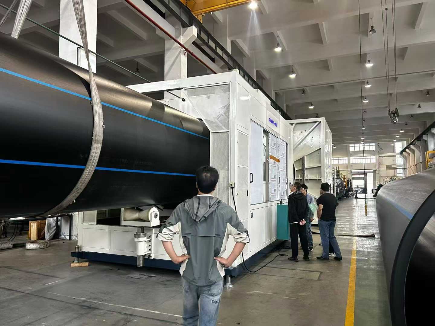 Klíčové body pro spouštěcí zařízení a technologii výroby PE trubek s velkými průměry nad 2000 mm